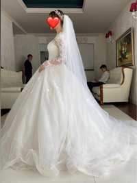 Продается  свадебное платье