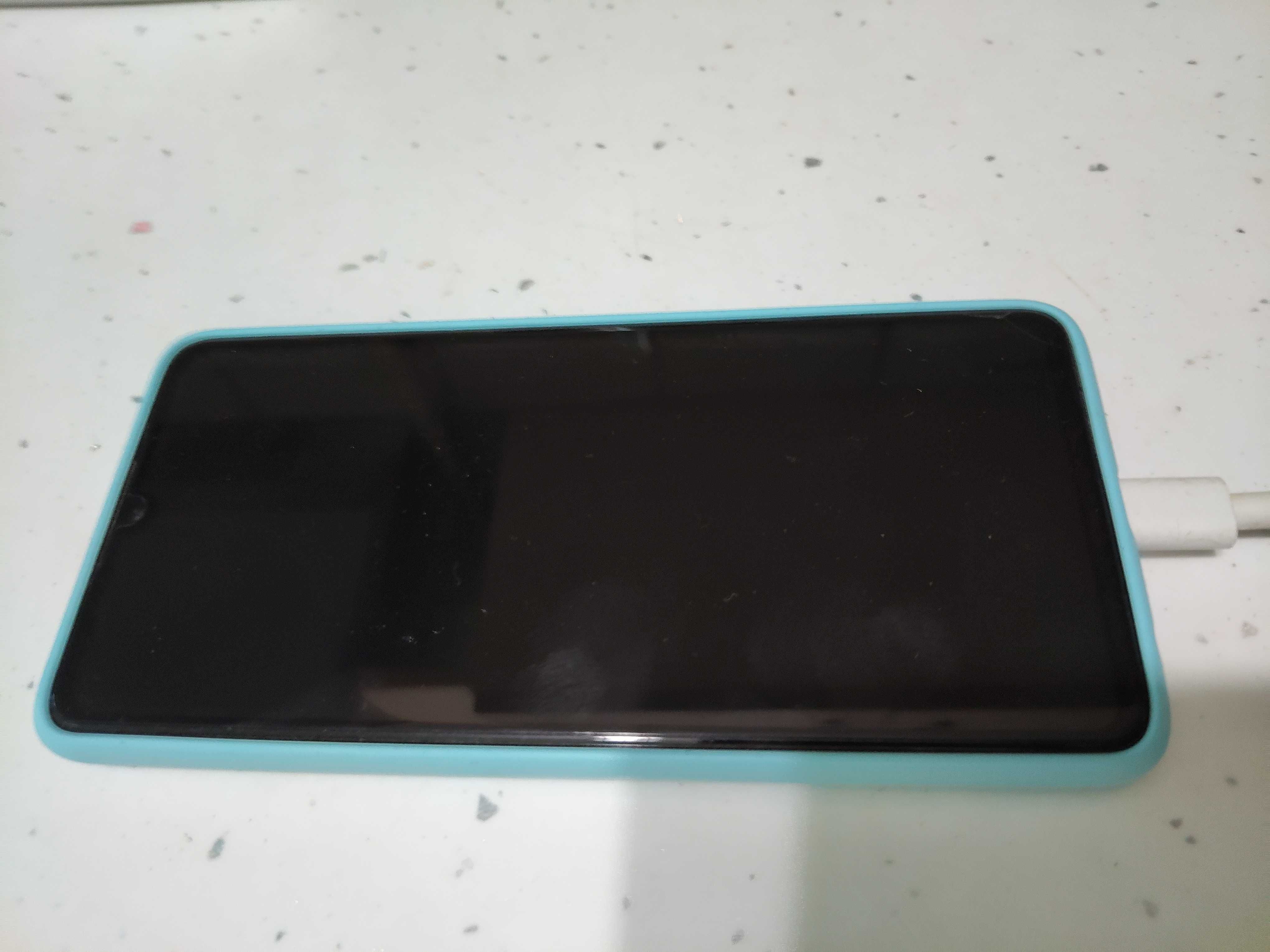 Telefon Huawei P 30.