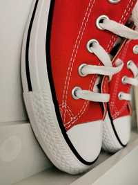 Tenisi converse.