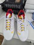 Adidasi Lebron James Magic fruity, editie limitata