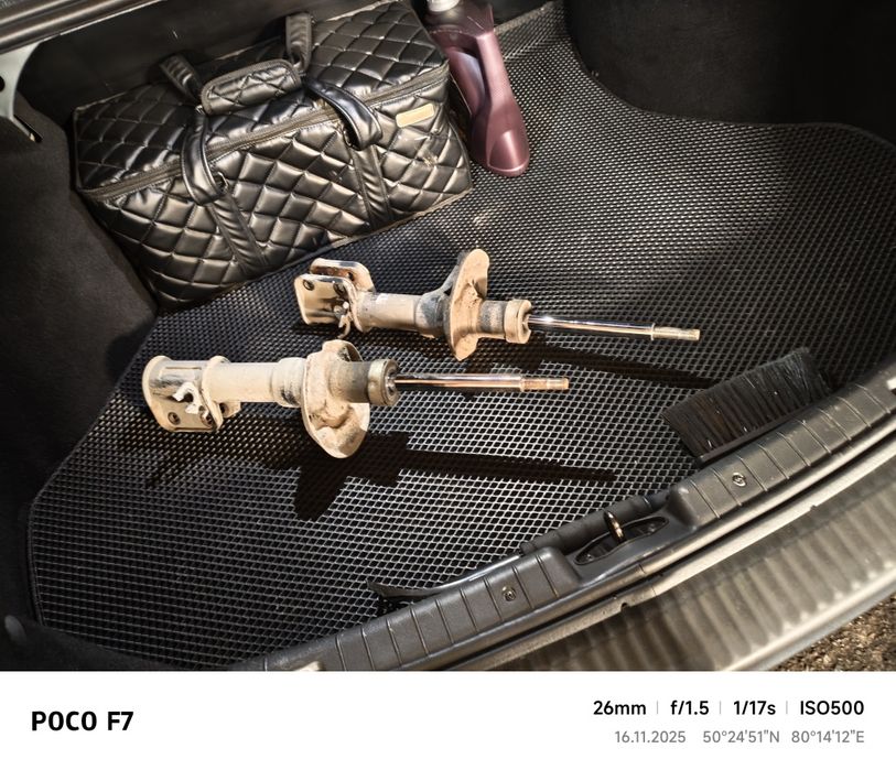 Амортизатор на гранту в хорошем состоянии