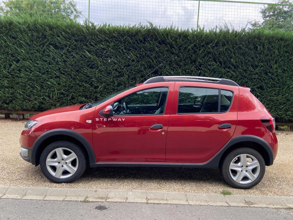 Dacia Sandero Stepway Prestige 1.5 DCI, cârlig remorcare, GARANȚIE