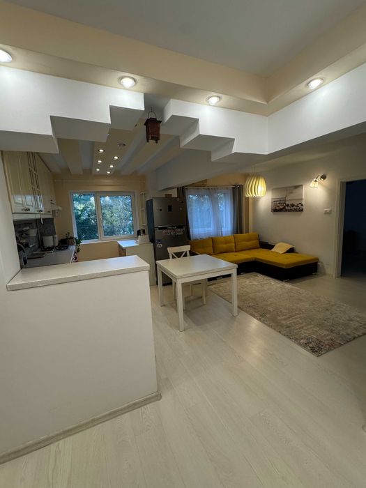 Inchiriez apartament Salaj mobilat utilat complet 3 camere 2 bai et1/4