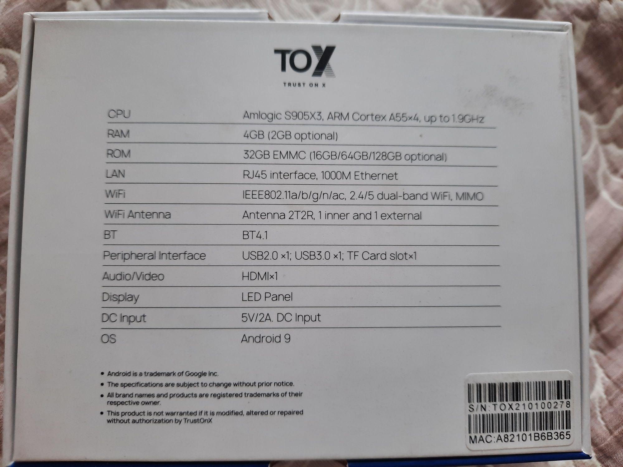 Продам андроид тв приставку Tox1