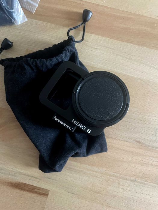 GO PRO Husa Aluminiu Go (stare perfecta) + alte accesorii noi