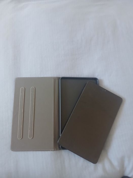 Samsyng galaxsi tab A9