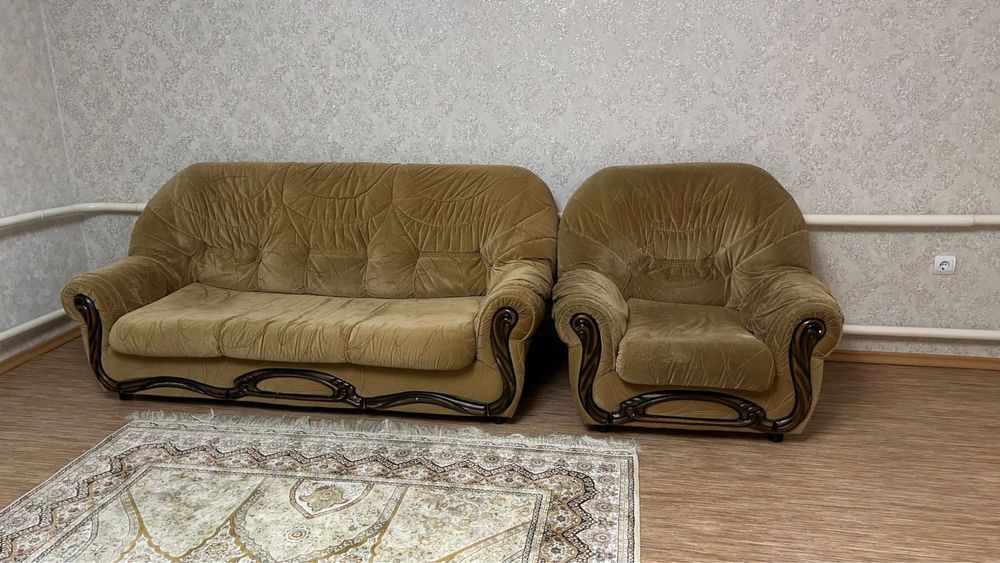 Диван и кресло,б/у