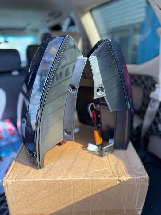 Продам фары на TLC Prado новые