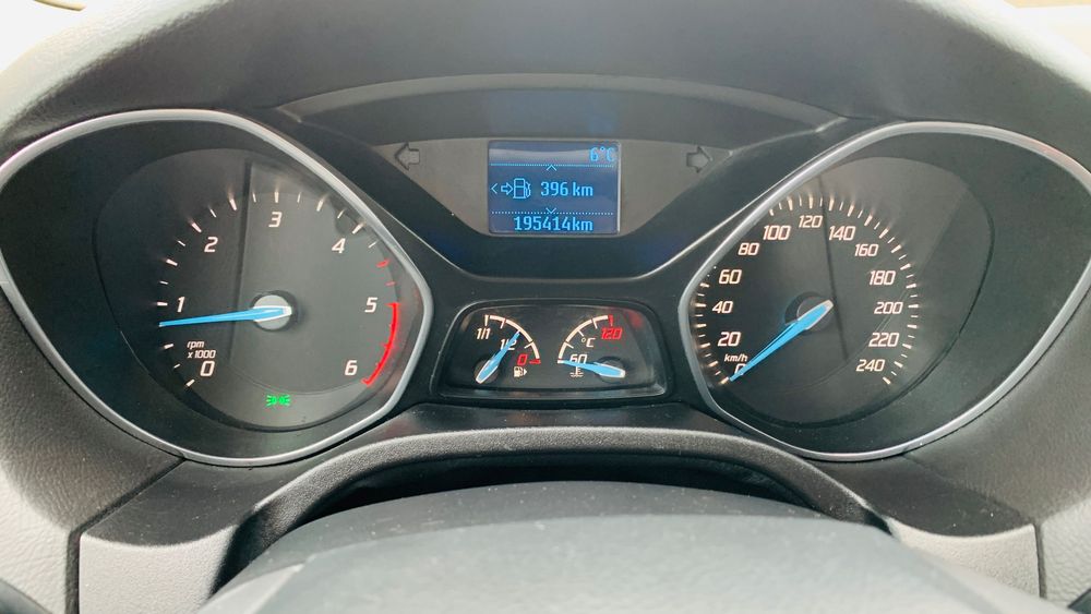 Ford Focus 3 Turnier/Combi 1.6 TDCi EURO 5 * CLIMATRONIC * AN 2013