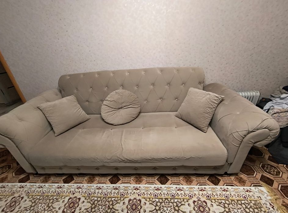 Продам диван недорого