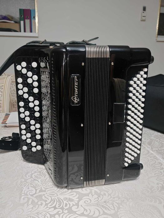 Продаётся Баян Юпитер 2-Д (НОВЫЙ)