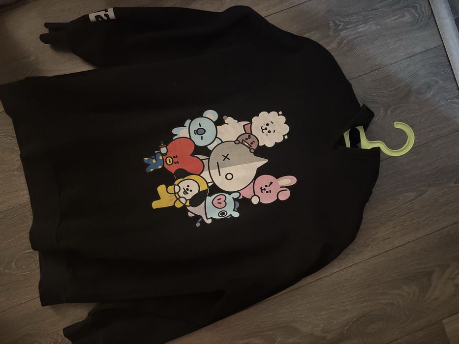 Hanorac cu gluga BT21