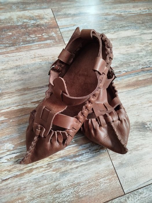 Сувенирани цървули от естествена кожа