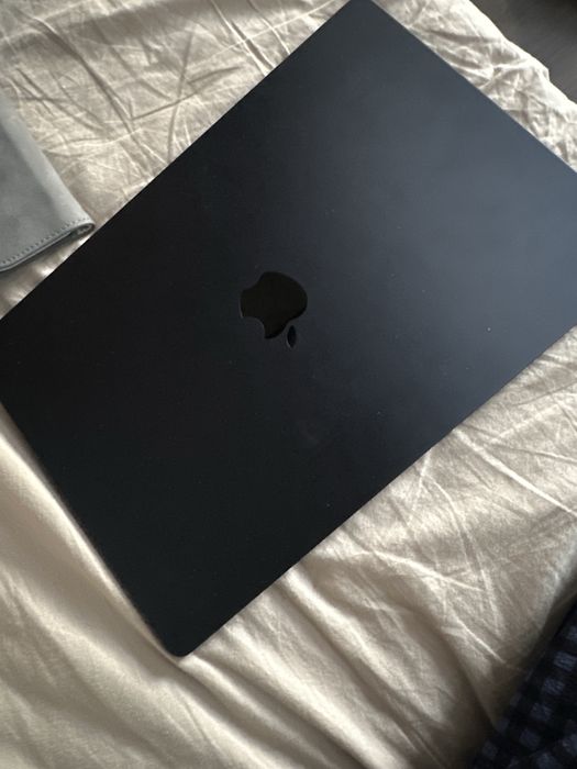 Macbook Air 15 m2 512