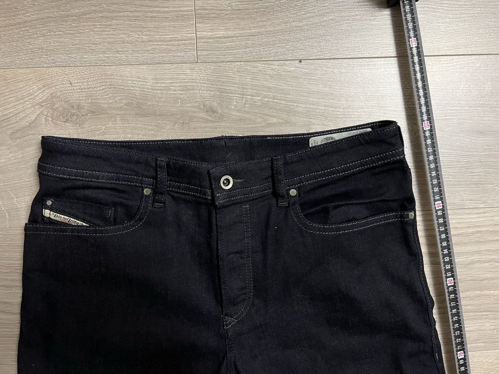 Diesel blugi 100% originali, noi fara eticheta