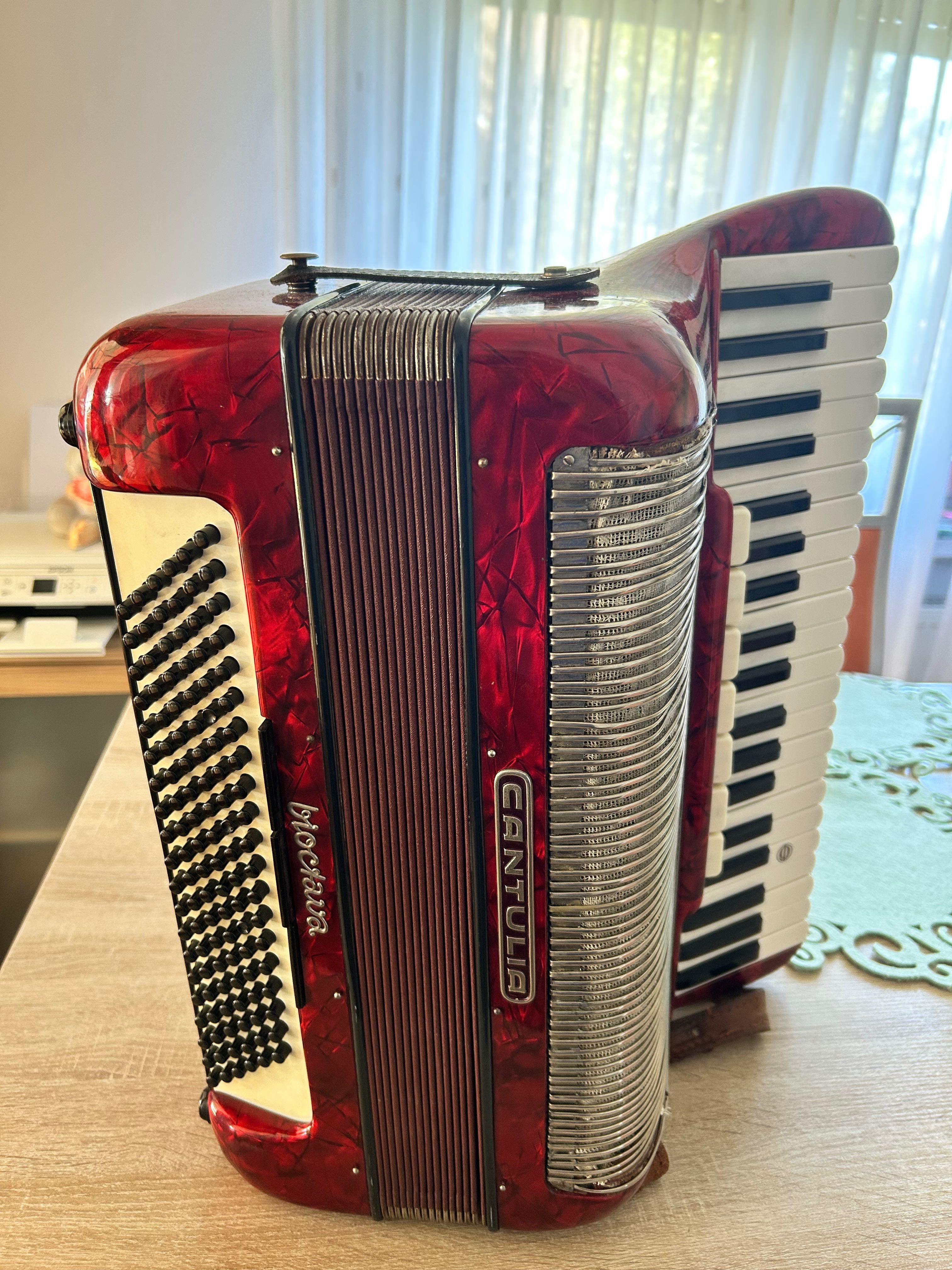 Acordeon Cantulia defect