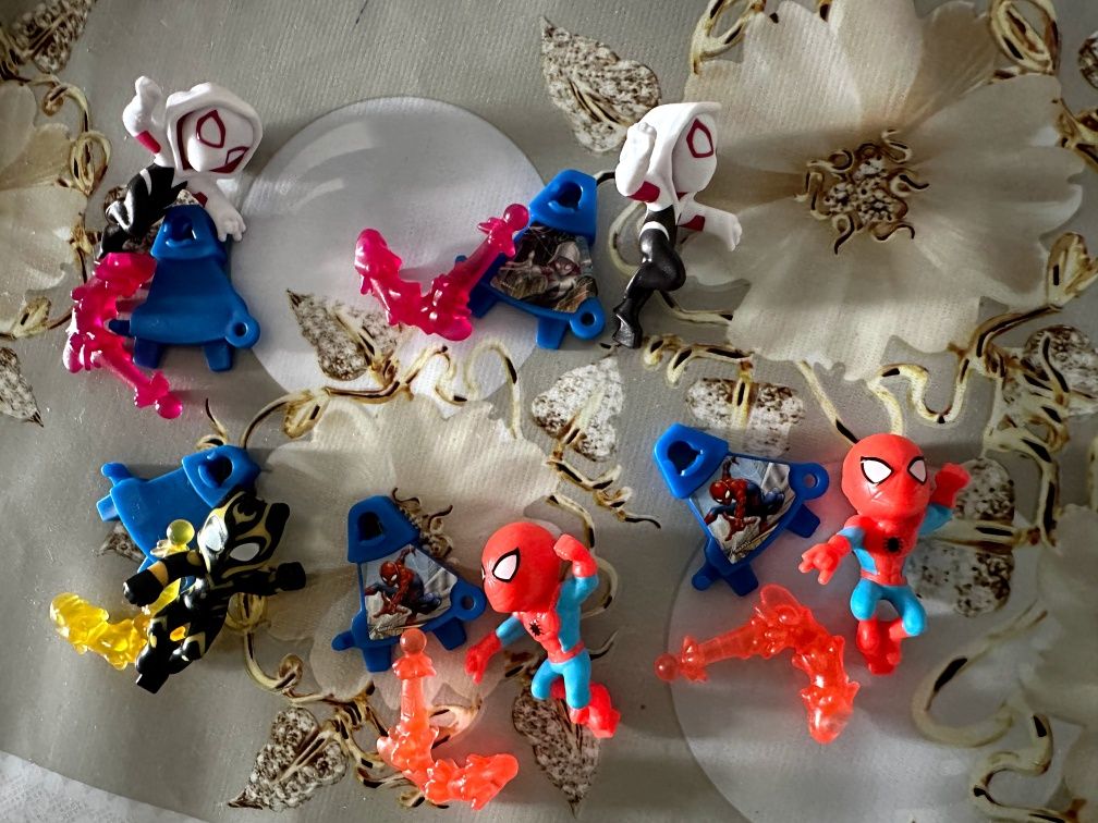 Kinder Marvel серия