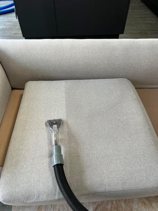 Curațare, spalare canapele, mobilier tapițat