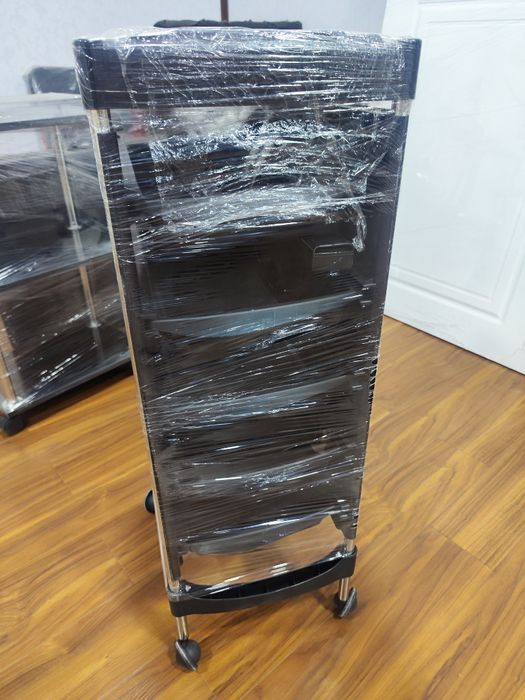 Помощница для салона красоты