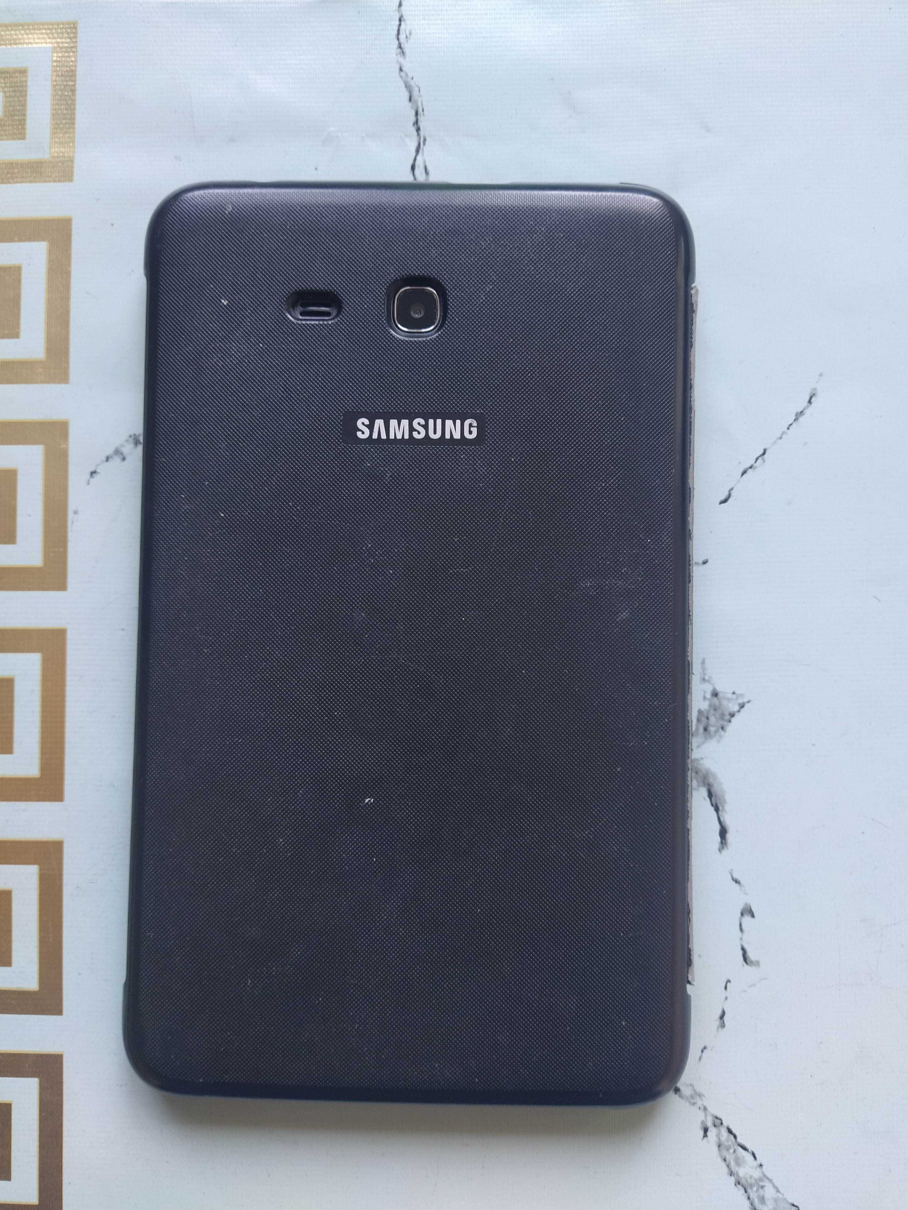 Samsung Galaxy Tab 3 Lite 7.0 (SM-T110) 8GB, черен цвят