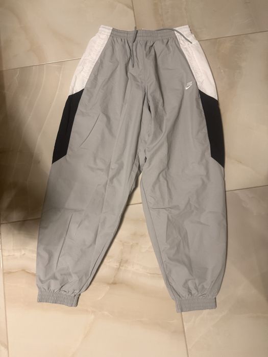 Nike гащи размер s (oversized)