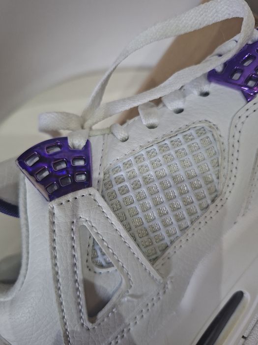 Nike jordan retro 4 metalic purple