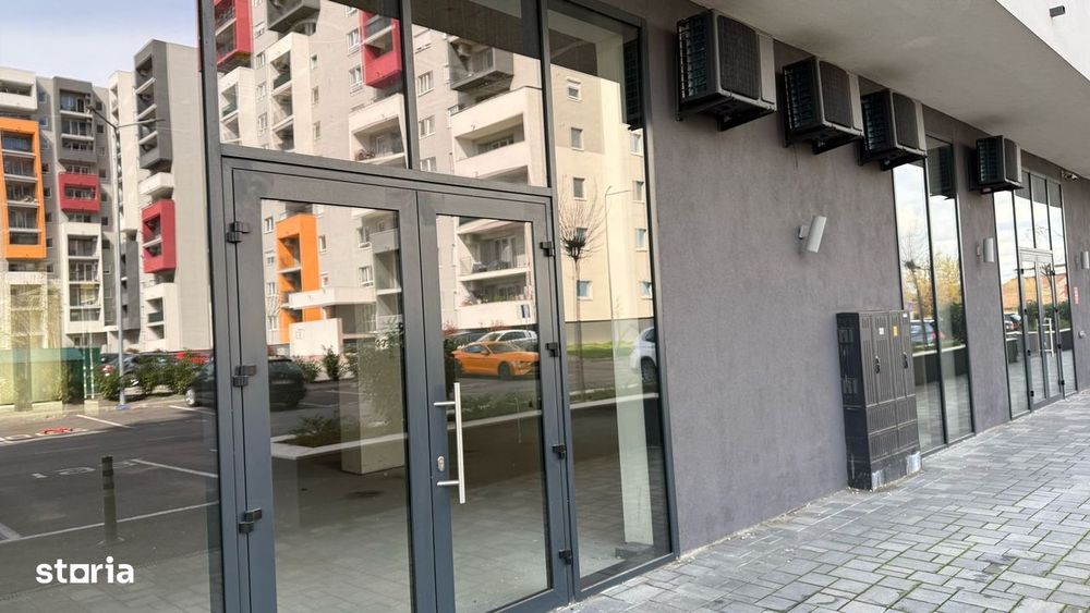 Spațiu comercial situat la parter de bloc Onestilor, 150 mp si 300 mp