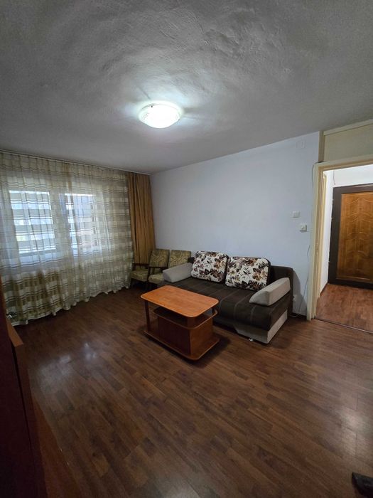 De închiriat apartament cu 2 camere complet mobilat si utilat