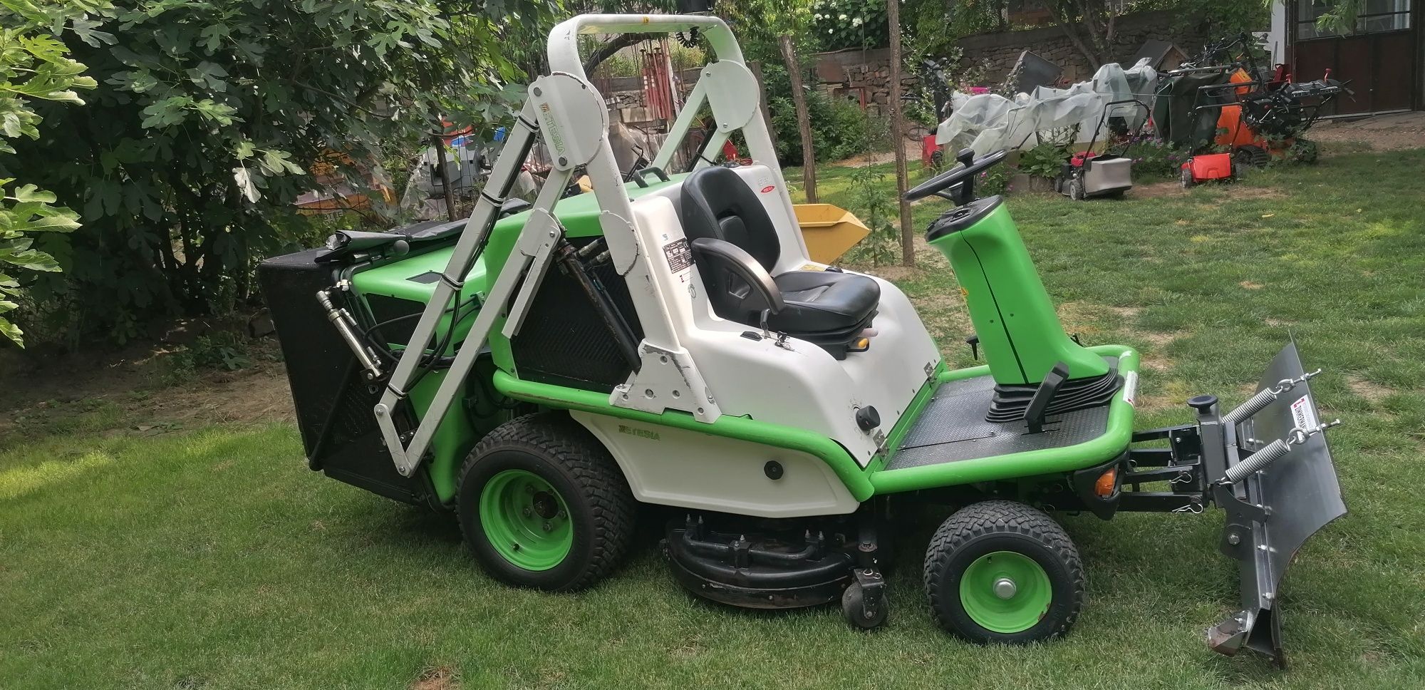 Трактор косачка ETESIA 124 D хидро