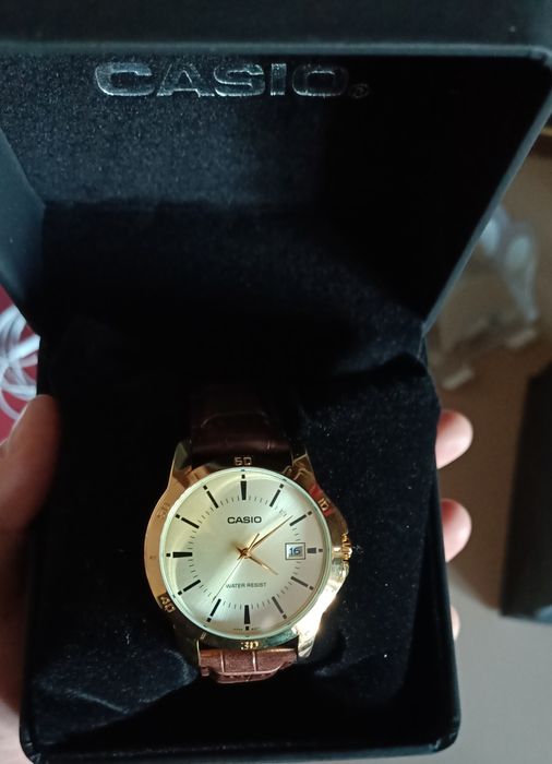 Продам в отличном состоянии часы CASIO