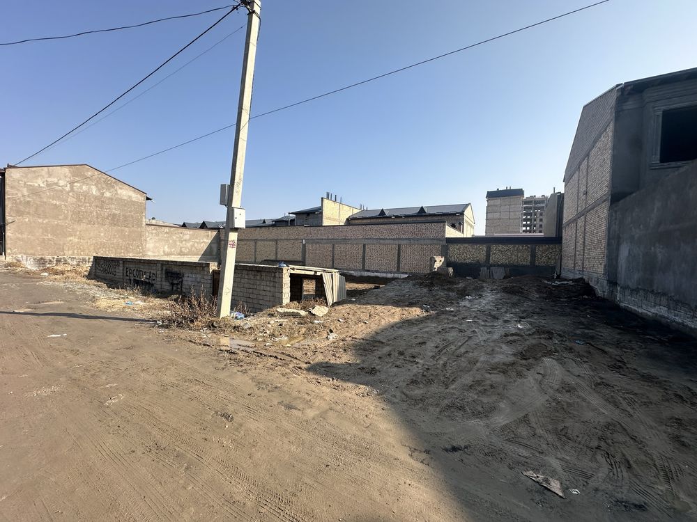 Тошкент тумани Енги узумзор Келес мостига етмасдан 10 соти ер сотилади