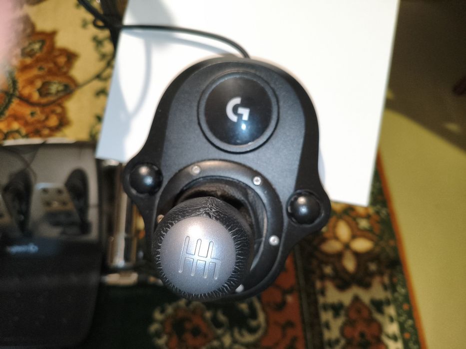 Logitech g29 + shifter + cockpit