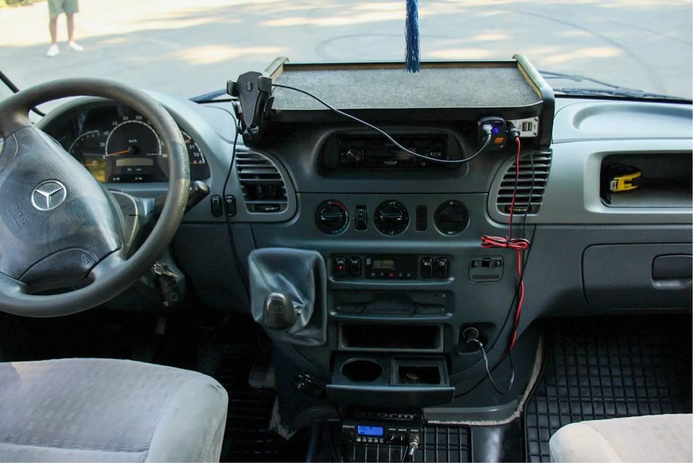 Mercedes Platformă.