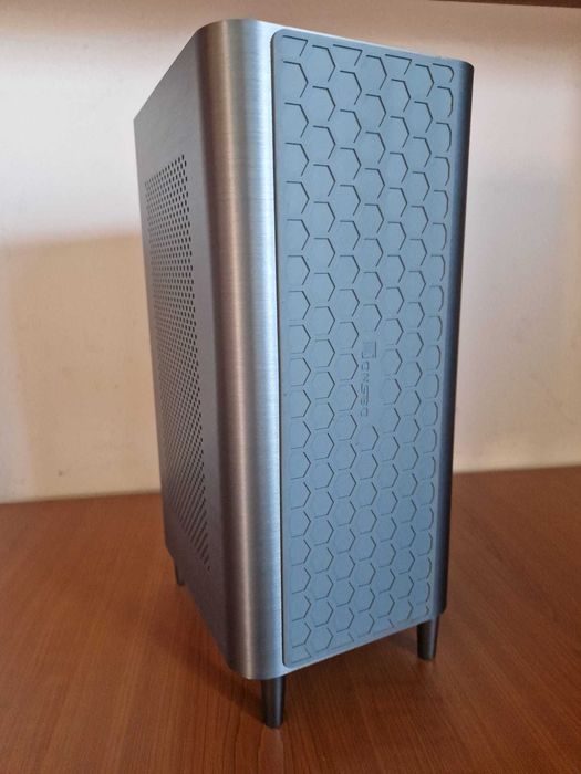 HomeServer NAS,  Jonsbo N1, N5105, 32 RAM DDR4, 5 x 3,5" HDD, 1 x 2,5"