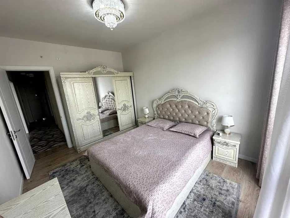 Сдаётся 2- комнавтная квартира на Алмазар сити 318*