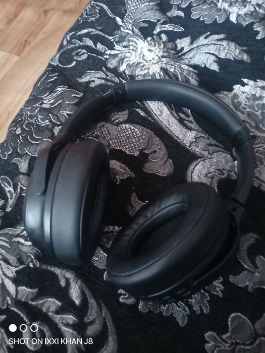 Продам наушники в хорошем состоянии