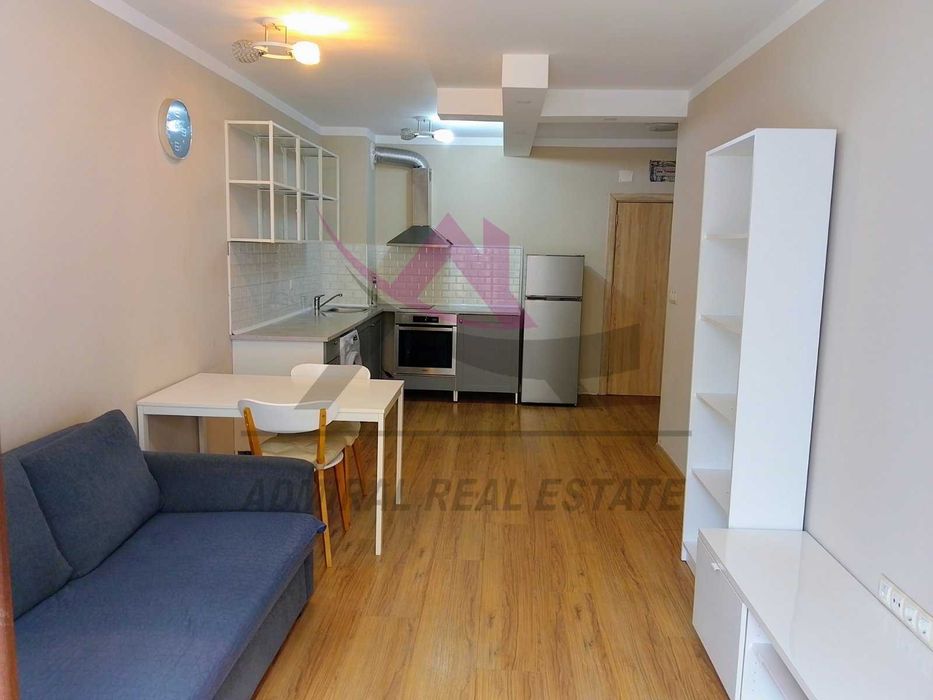 Продава се Двустаен апартамент в Варна, Бриз - 65 кв.м за 3077 €/кв.м - Снимка #2