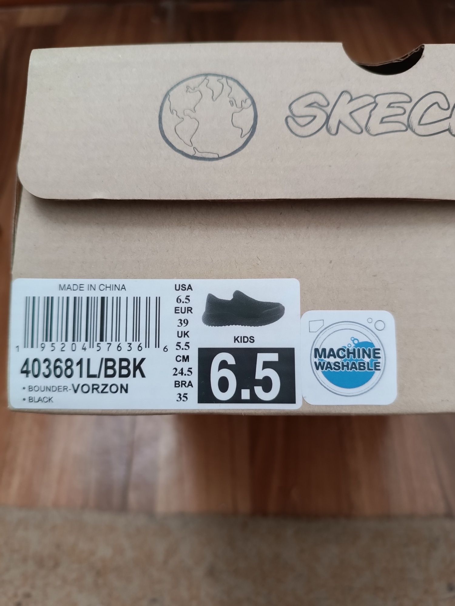 Продам детские кросовки Skechers