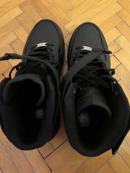 Air Force 1 Mid Triple Black