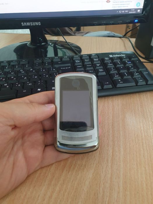 Продается Motorola V13 CDMA Perfectum