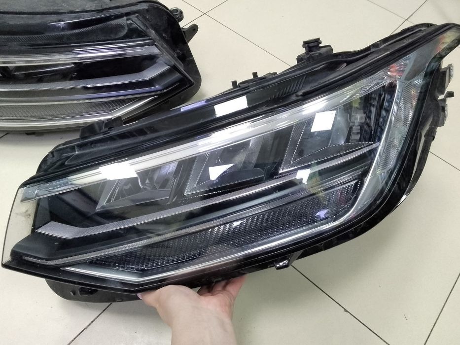 Фарове Volkswagen Tiguan 2023