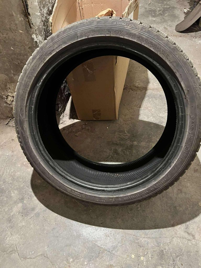 2 бр. зимни гуми Gislaved evro frost 6, размер 225 45 R18