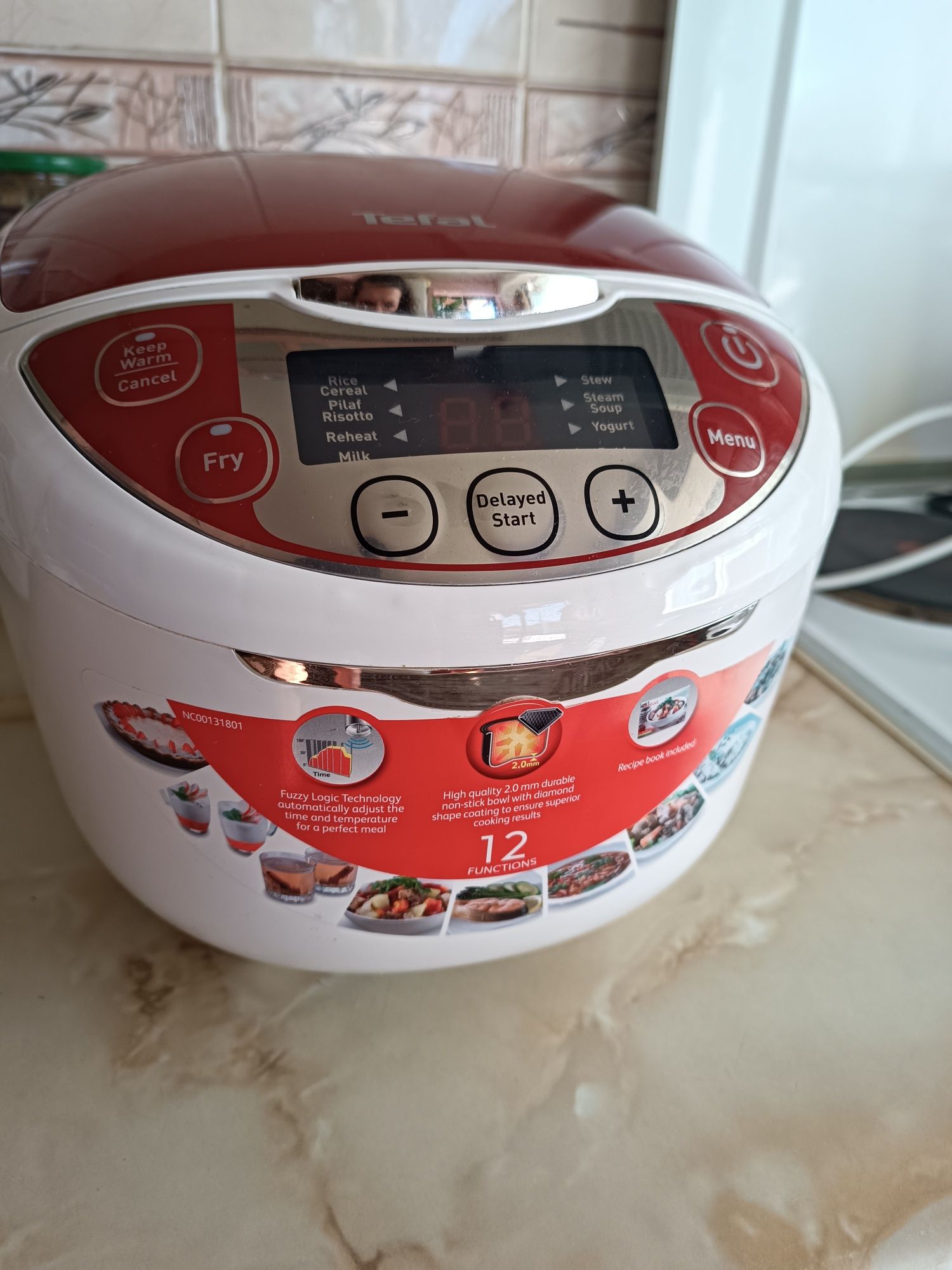 Мултикукър Tefal Fuzzy Logic RK705, 750 W, 5 л, 12 програми, Таймер, Б