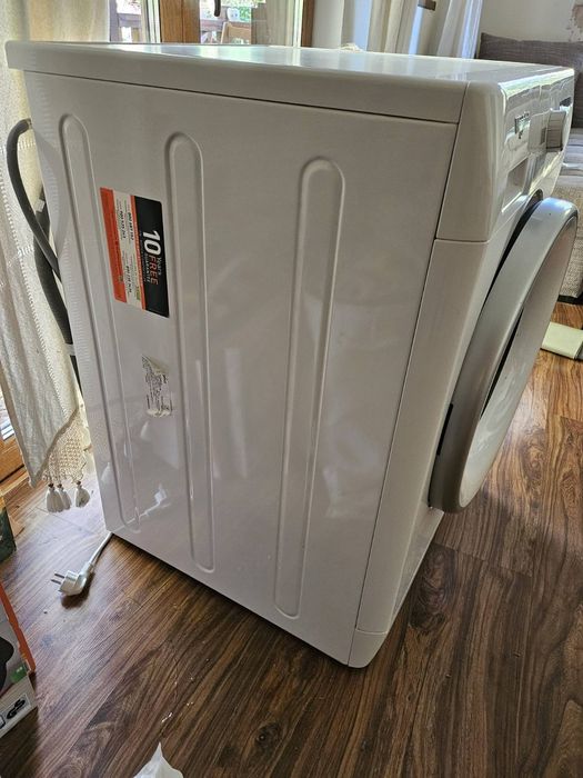 Пералня със сушилня Whirlpool