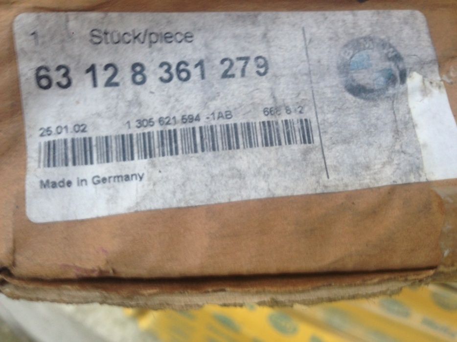 Стъкла за БМВ Е38 фарове ксенон BMW E38 xenon Хела Бош 730д фейс 740