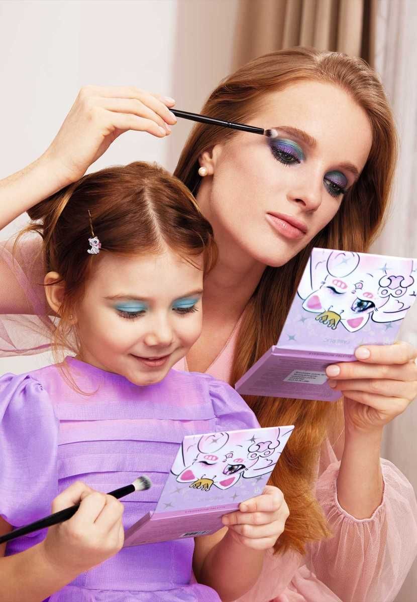 Палетка теней для мамы и дочки Glam Kitty