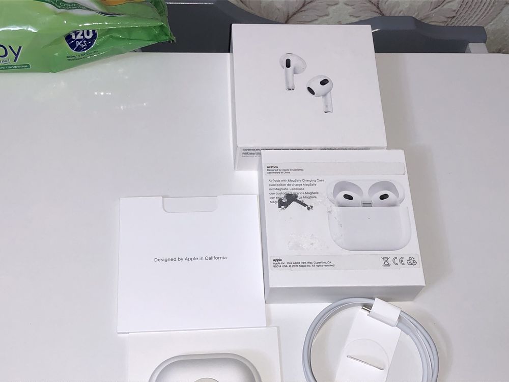 Airpods 3 сотилади 250