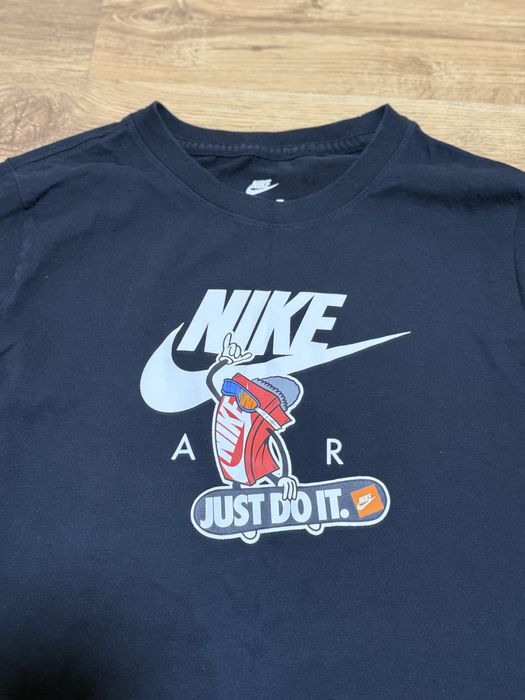 ( VANDUT ) Bluza Nike pentru 13-16 ani