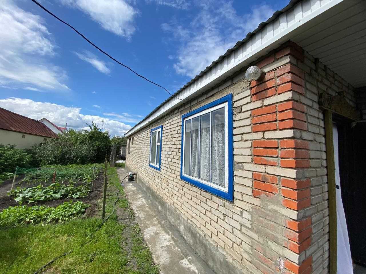 Продам 3 ком дом в районе КСК