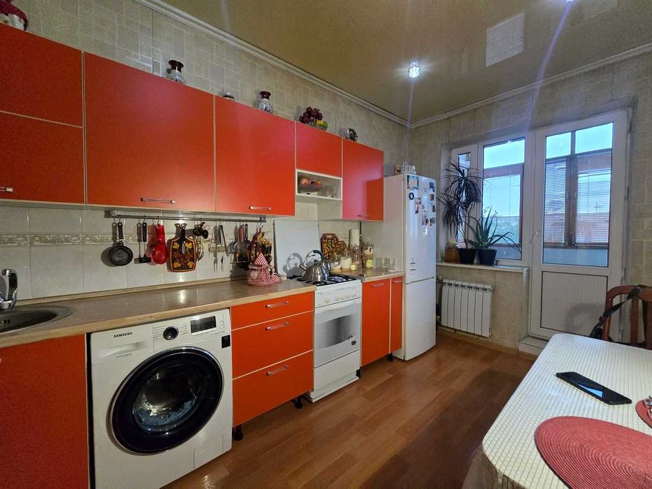 Продам 2-комнатную квартиру Тастак 2 д19
